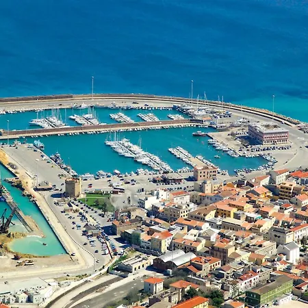 Cozy Flat Steps From Beaches * Porto Torres