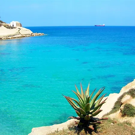 Apartman Cozy Flat Steps From Beaches