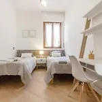 Cozy Flat Steps From Beaches